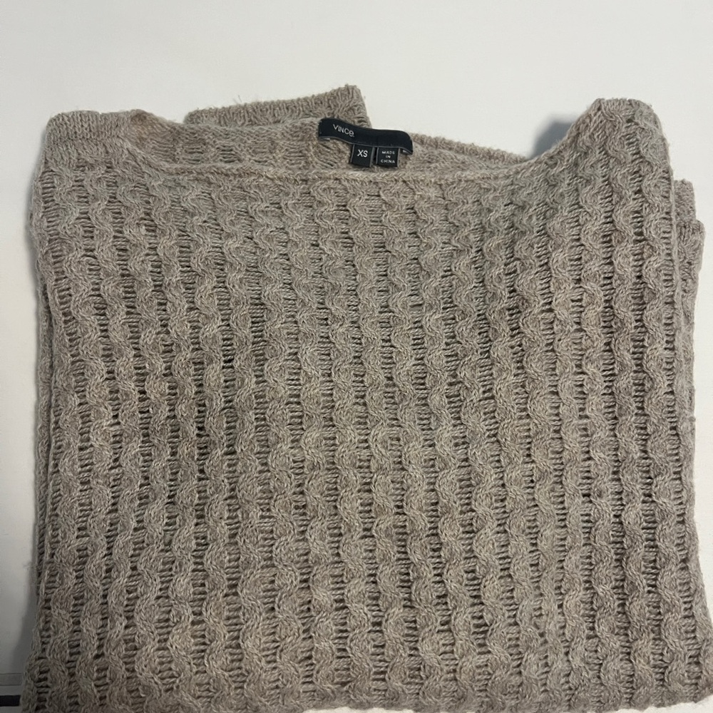 Vince women’s  Textured Tan Crewneck Sweater